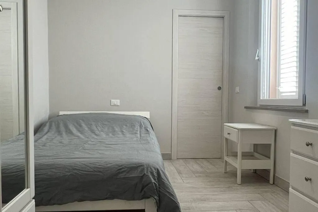 Appartement Appartamento La Vespa Con Terrazza Pontedera