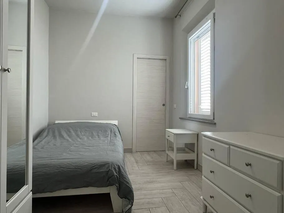 Appartamento La Vespa Con Terrazza Pontedera