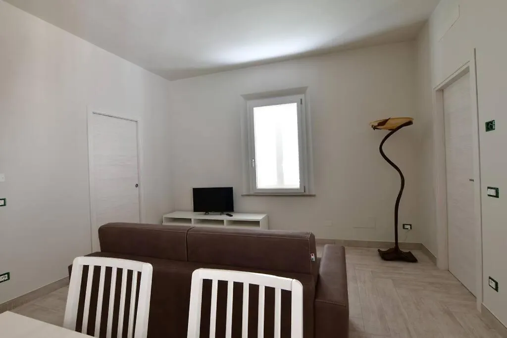 Appartement Appartamento La Vespa Con Terrazza Pontedera